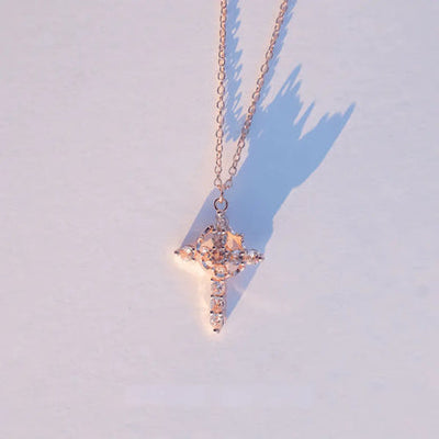 Collar Cruz y Corona