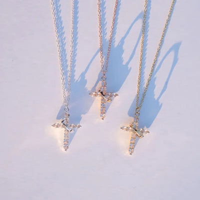 Collar Cruz y Corona